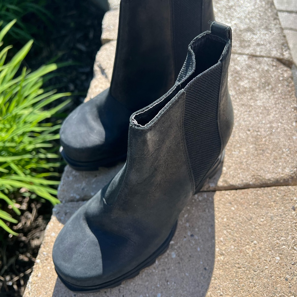 Sorel Black Chelsea Platform Ankle Boots